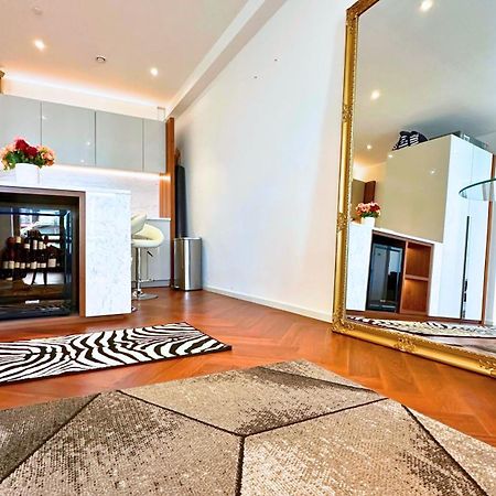 Lavish Penthouse River View Fast Wifi - Luxurylondonstays Dış mekan fotoğraf