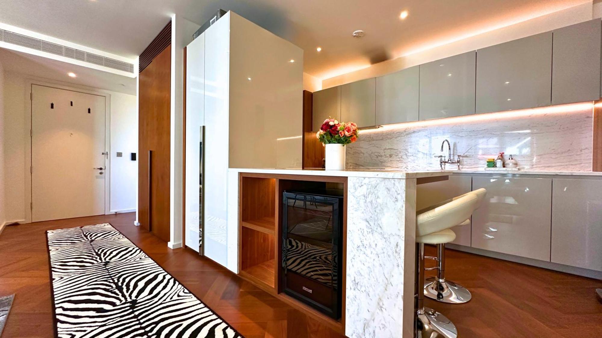 Lavish Penthouse River View Fast Wifi - Luxurylondonstays Dış mekan fotoğraf